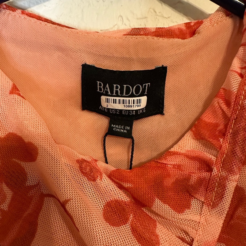 Bardot Felicia Meshed Ruched Floral Top Size 2 - Picture 5 of 7